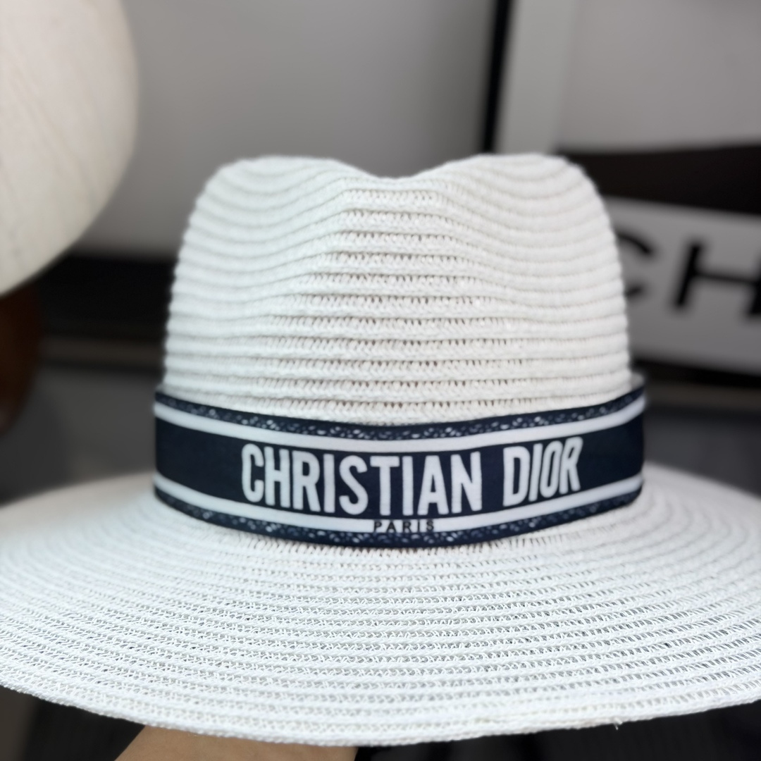 Dior Flat-Brimmed Straw Hat - Image 6