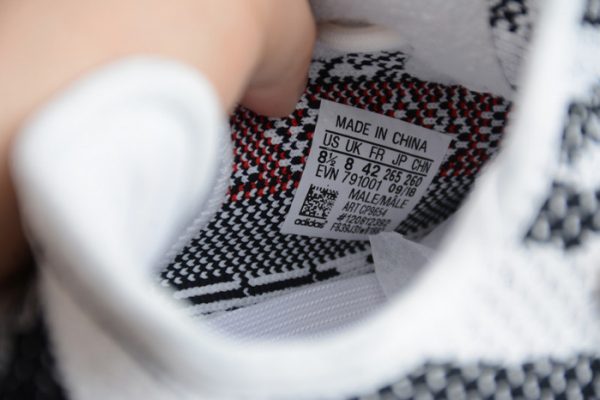 Yeezy Boost 350 V2 Zebra Black White CP9654