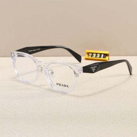 Prada Fashionable Sunglasses - Image 3