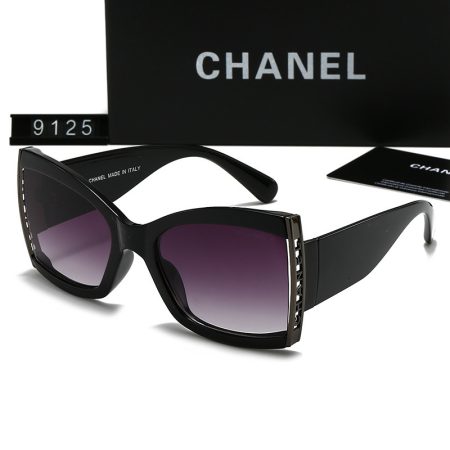 Chanel Fashionable Sunglasses - Image 2