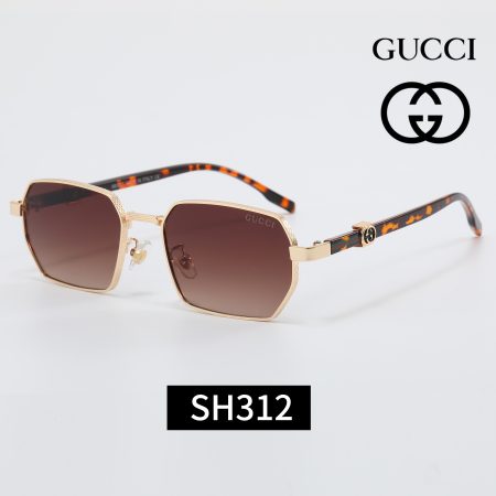Gucci Fashionable Sunglasses - Image 6