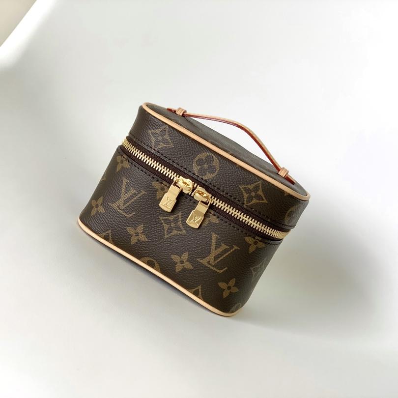 LV Nice Leather Cosmetic Handbag - Image 3