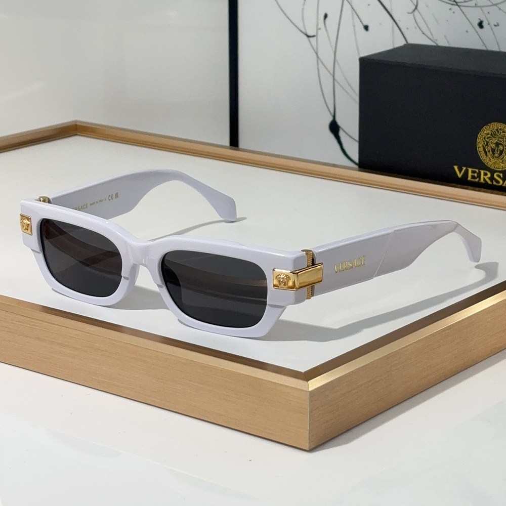 Versace Letter Frame Sunglasses Top Quality - Image 3