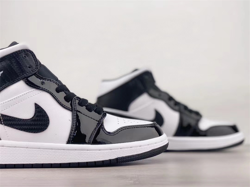 Jordan 1 MidCarbon Fiber DD1649-001 - Image 8