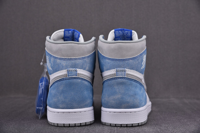 Air Jordan 1 High OG Hyper Royal 555088-402 - Image 12
