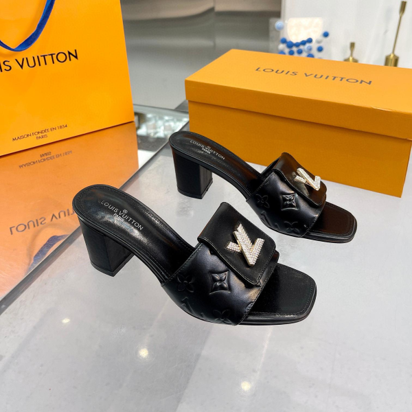 LV Flat Cut With Chunky Flip-flops Slide Sandal