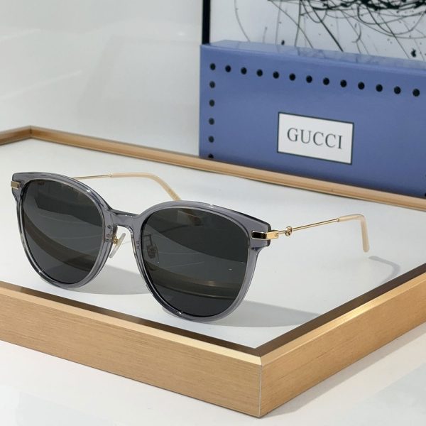 Gucci  Skinny Legs Temperament sunglasses Top quality
