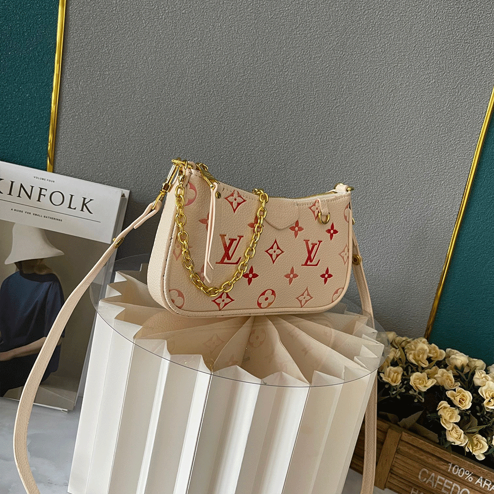 LV Easy Pouch on Strap  Bags - Image 3