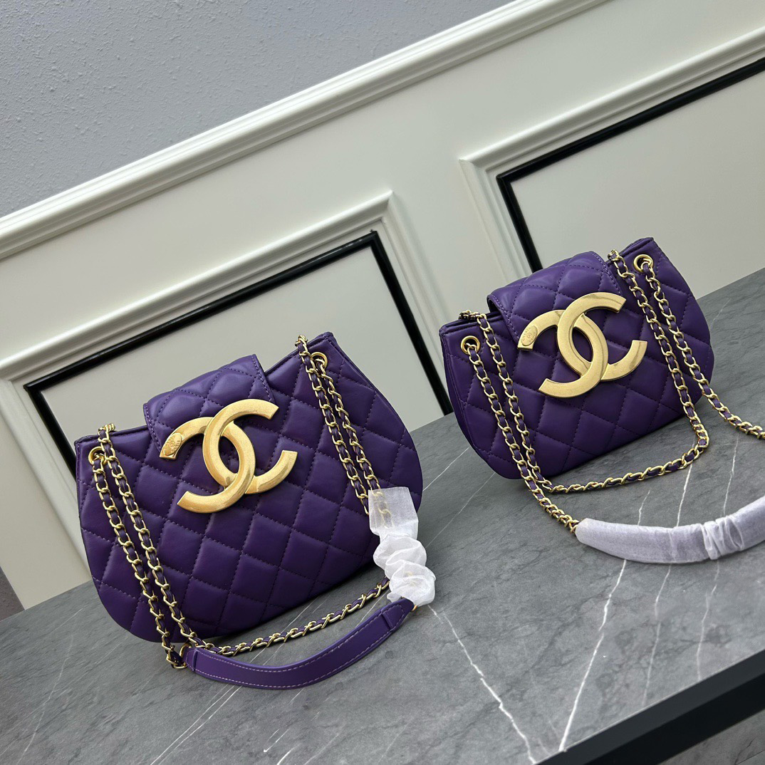 Chanel 24C Vintage Leather Messenger Bag Shoulder Crossbody Bag - Image 3