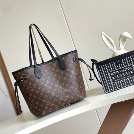 LV Neverfull Inside Out MM Bag - Image 8