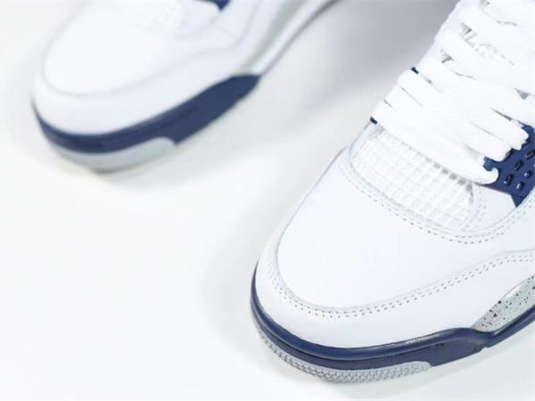 Jordan 4 Retro Midnight Navy