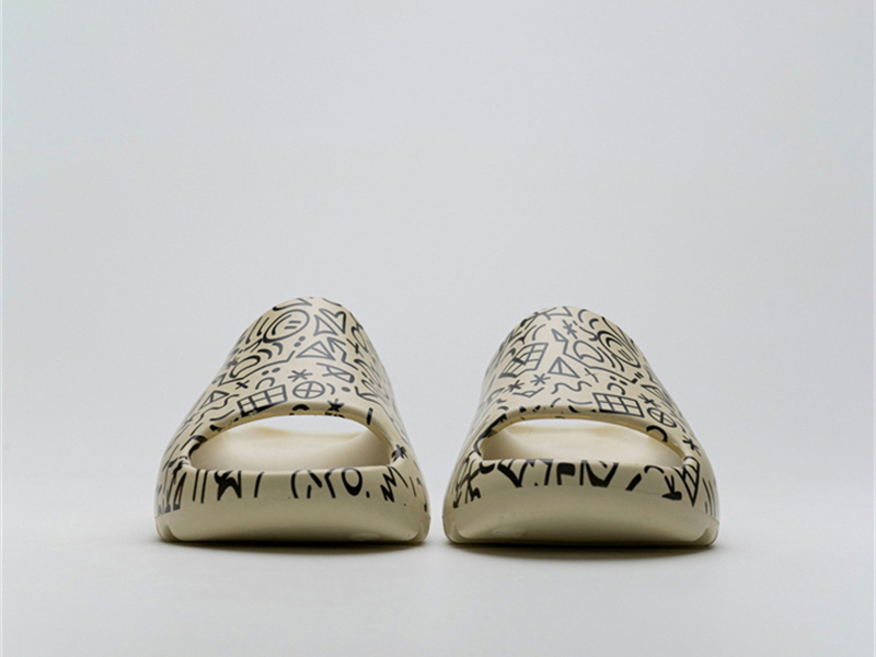 Yeezy Slide Graffiti FW6345-1 - Image 7