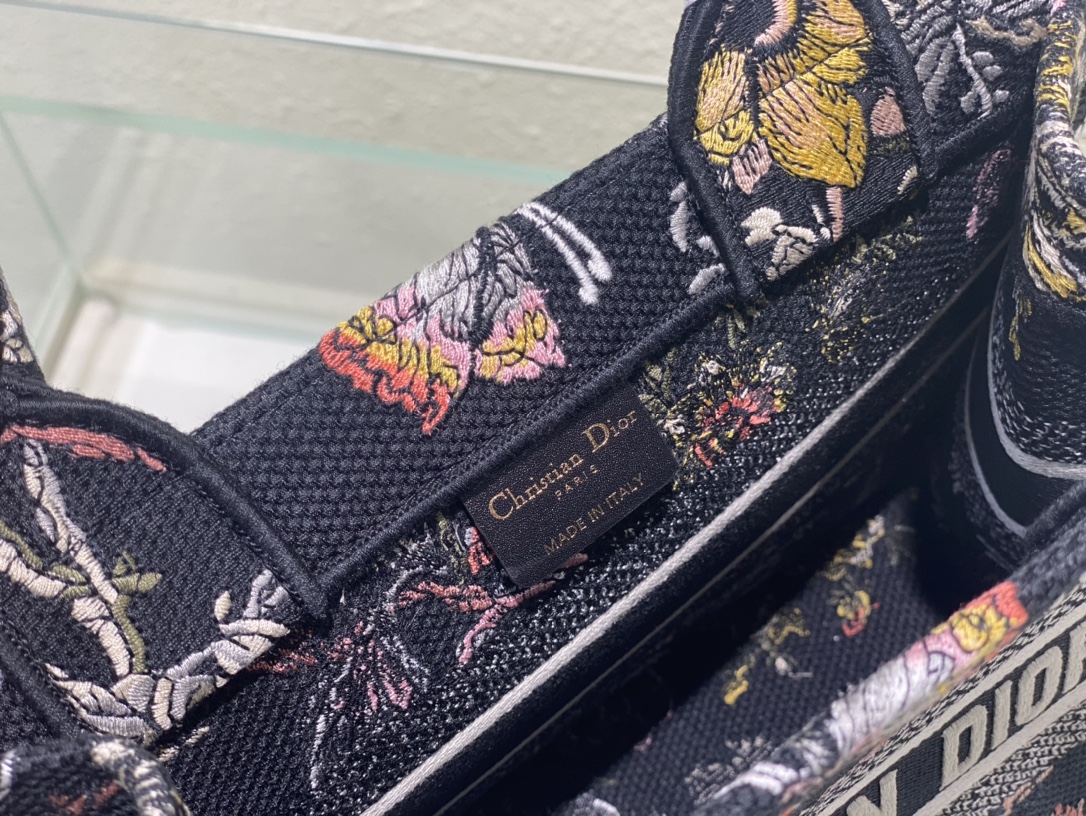 Dior Book Tote Small Black Multicolor Dior Jardin Botanique Embroidery - Image 2