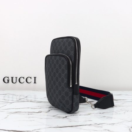 Gucci GG Black Small Slingbag in black GG Supreme - Image 2
