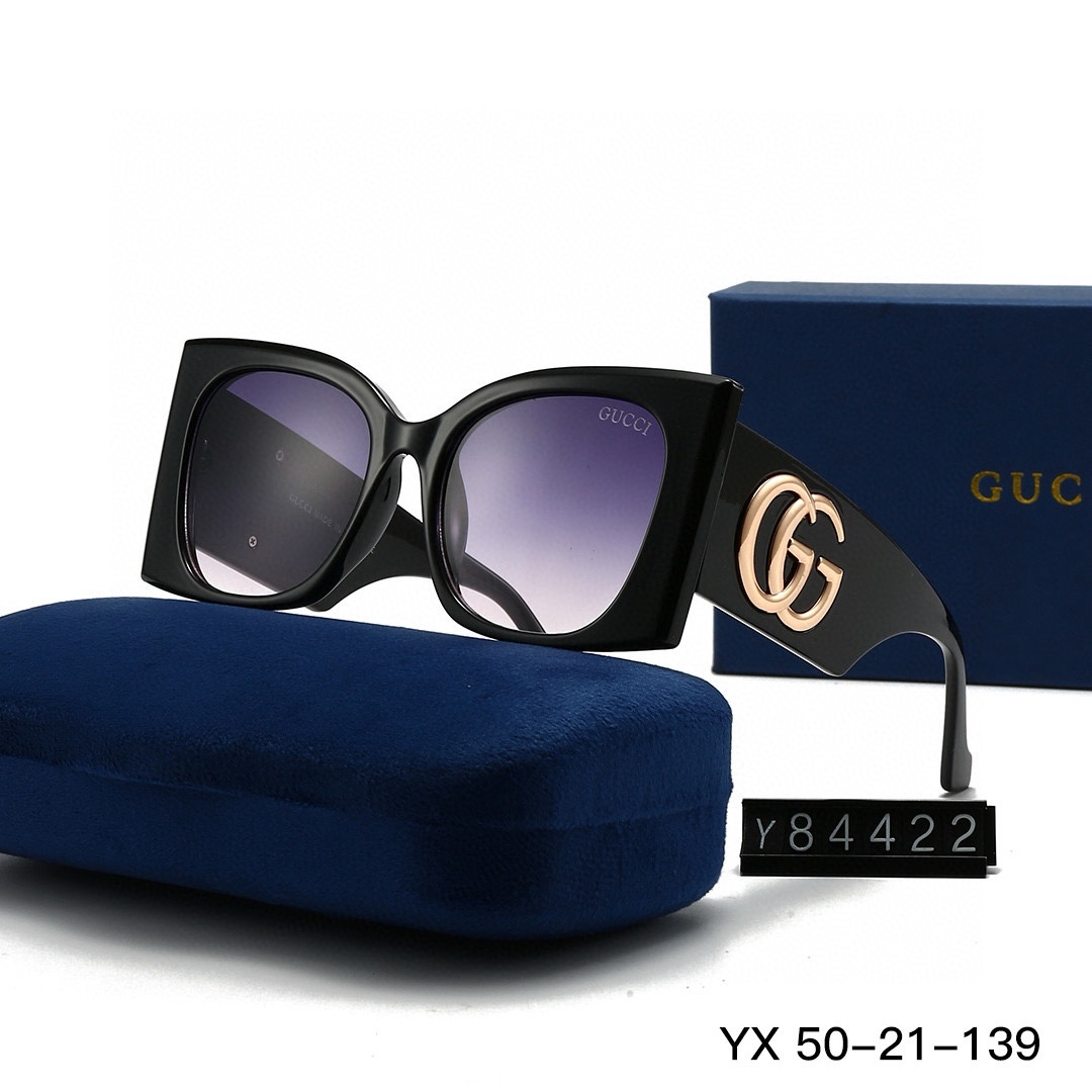 Gucci Fashionable Sunglasses - Image 5