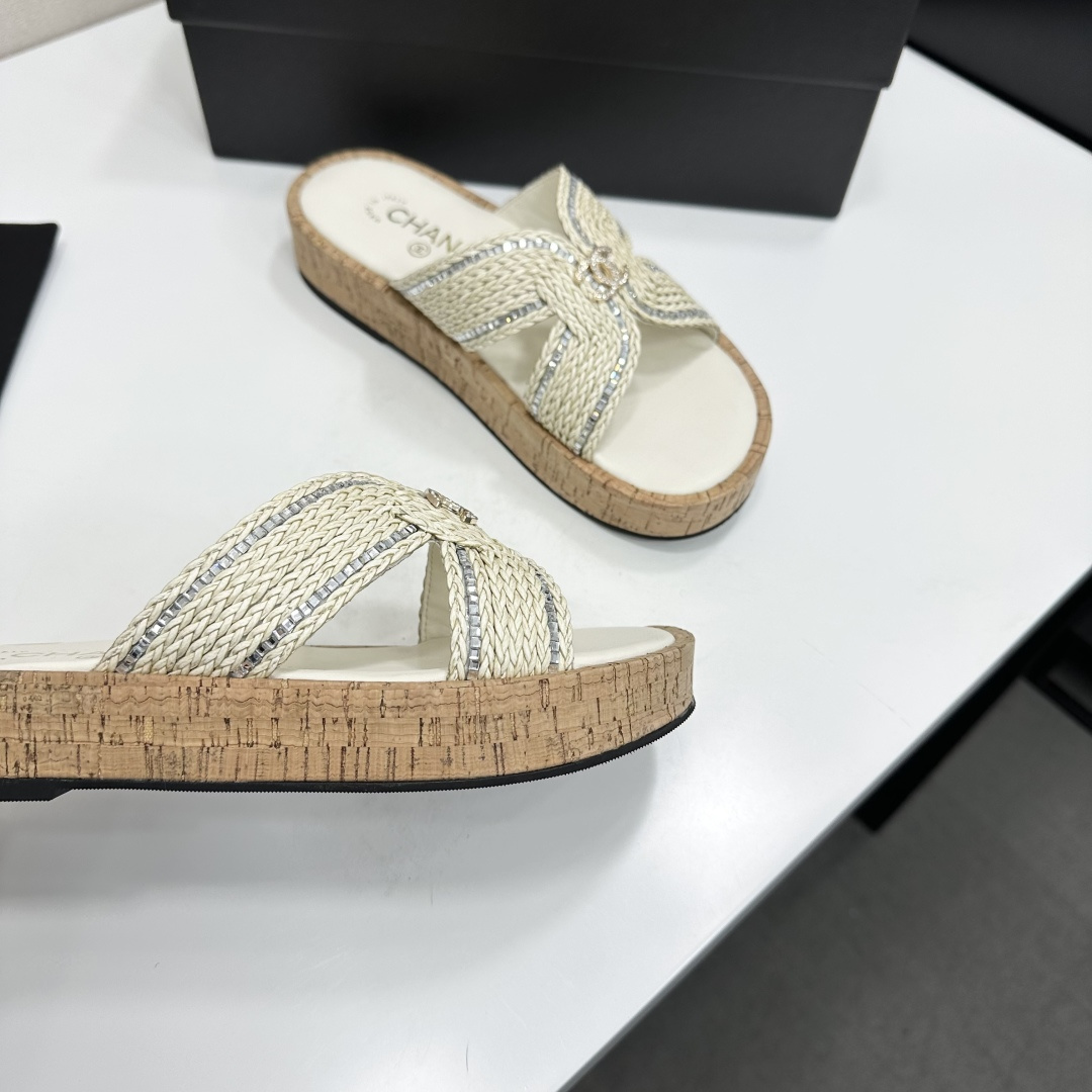 Chanel Raffia CC Platform Sandals - Image 13