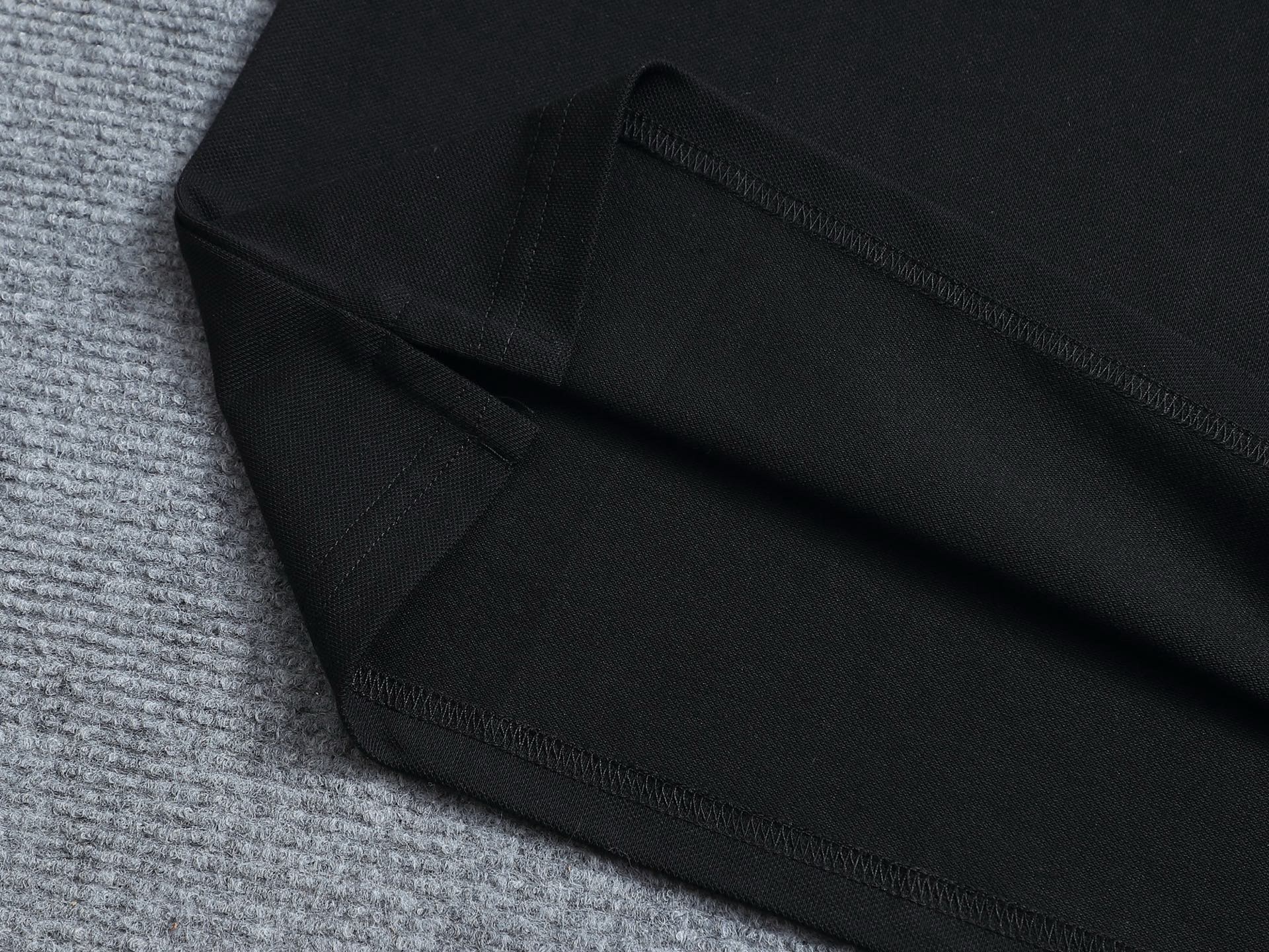Burberry T-Shirt - Image 10