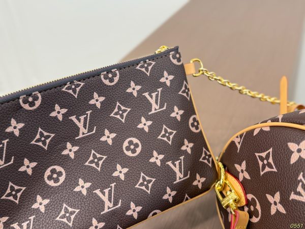 LV Speedy 40 Bag