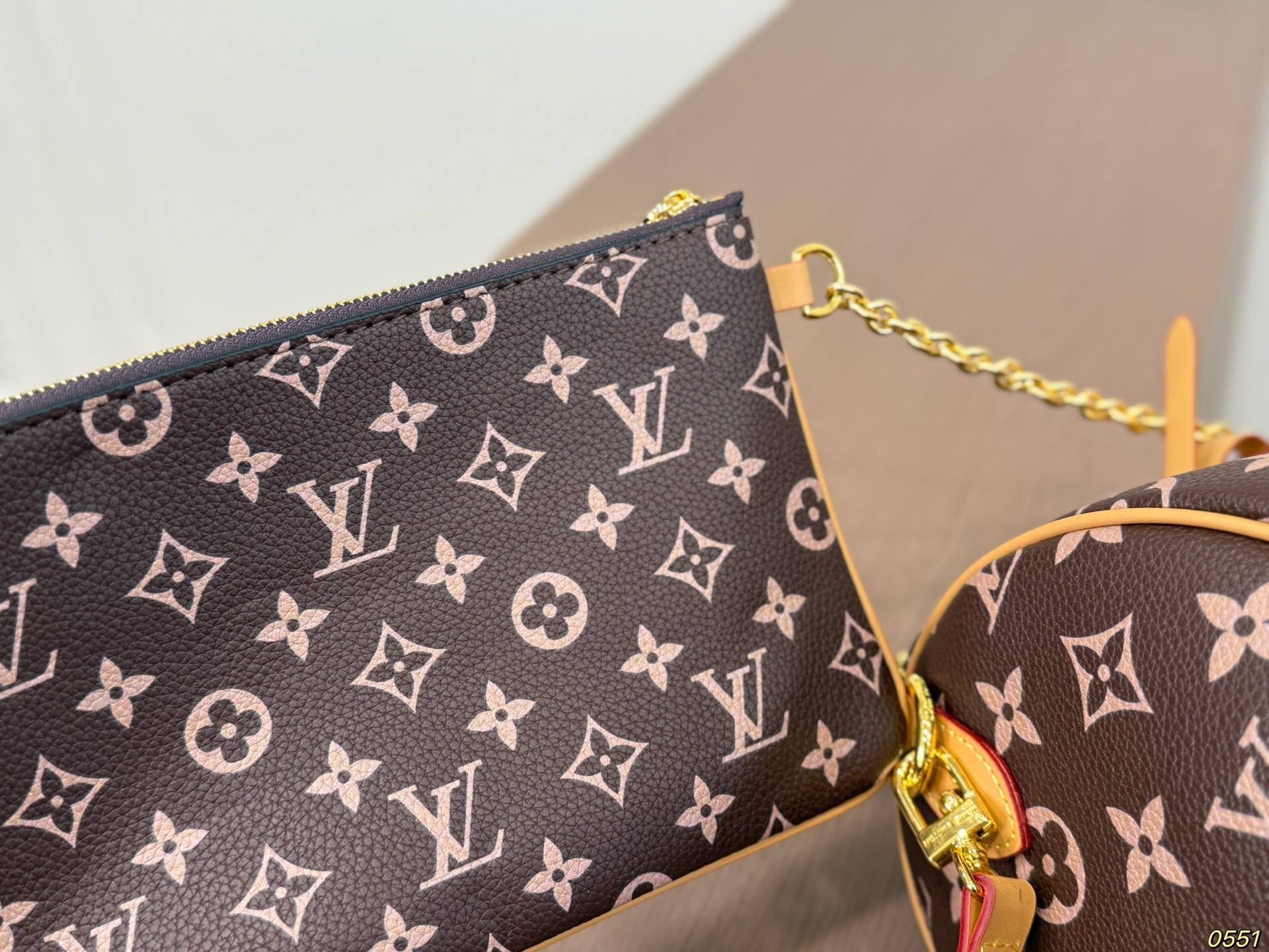 LV Speedy 40 Bag - Image 9