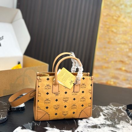 MCM Small München Tote Bag - Image 3