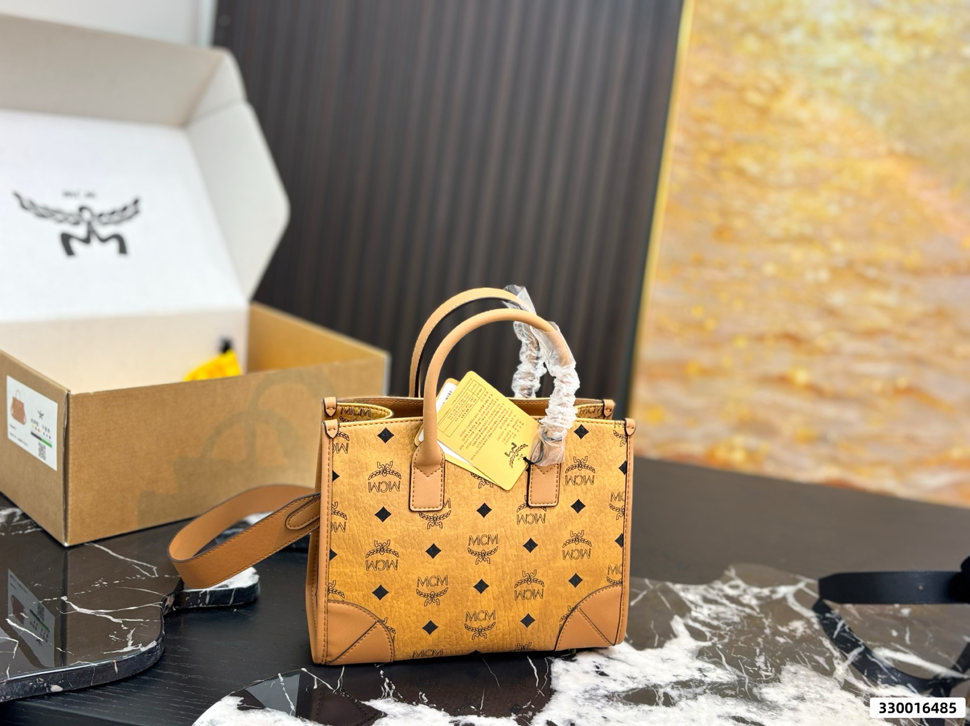 MCM Small München Tote Bag - Image 3