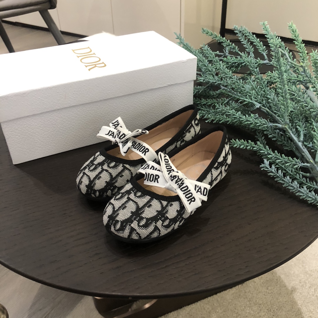Dior Children's Shoes - Image 8