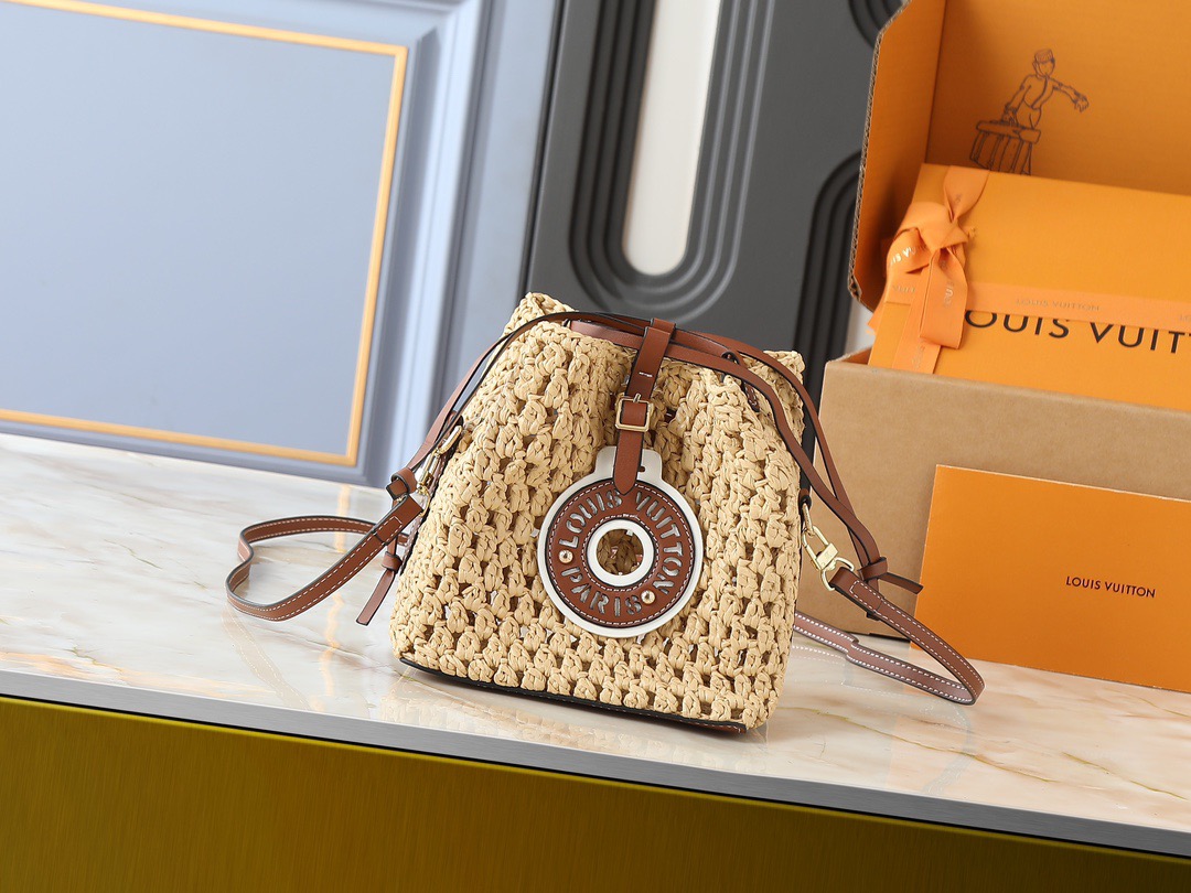 LV Noé Purse Handbag - Image 1