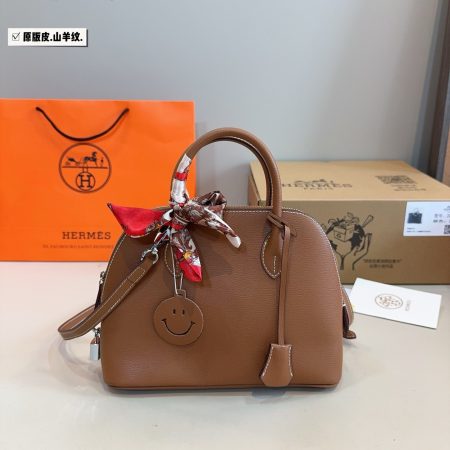 Hermès Shell Bag - Image 3