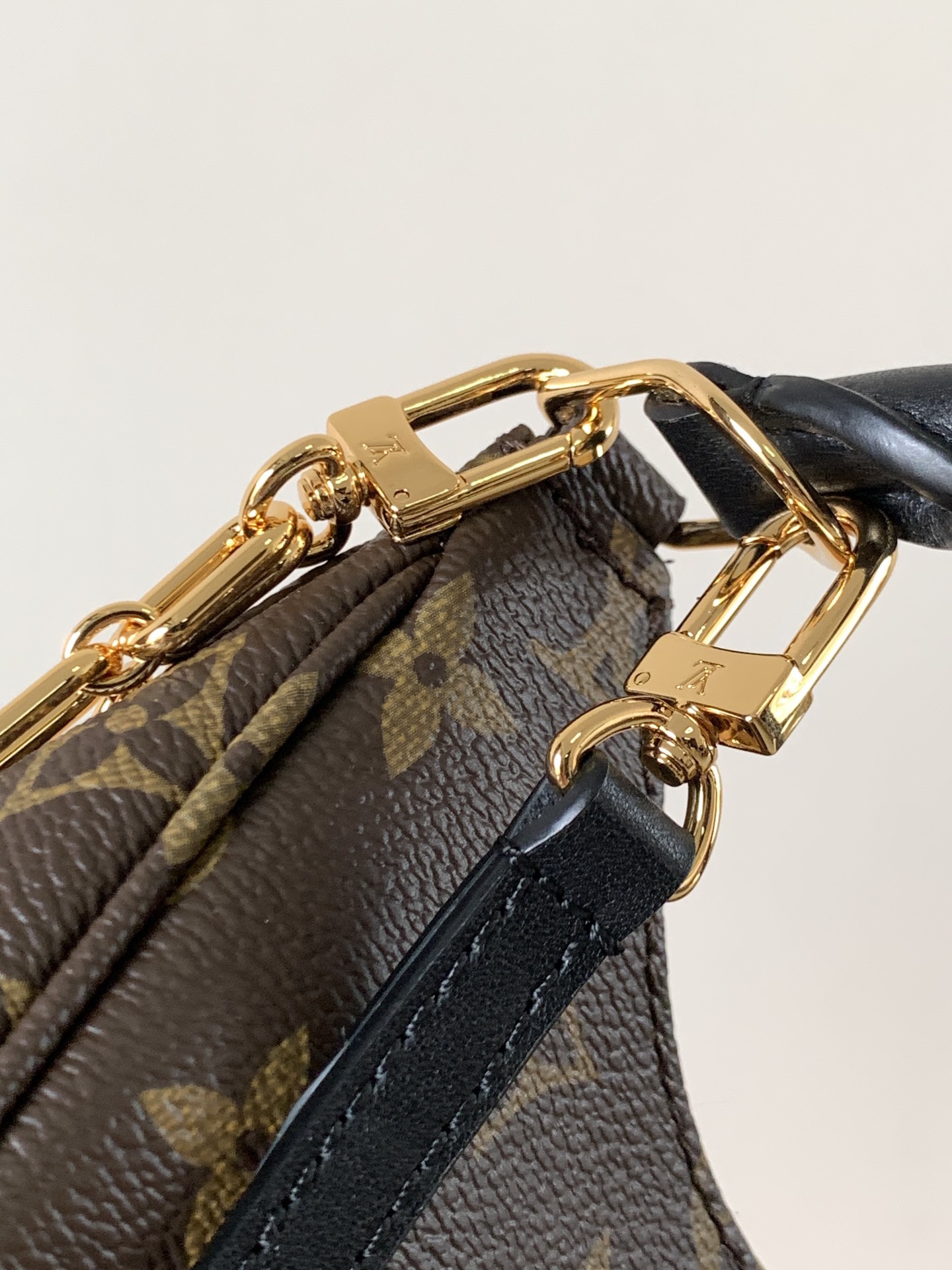 LV Catchy PM Monogram - Image 8