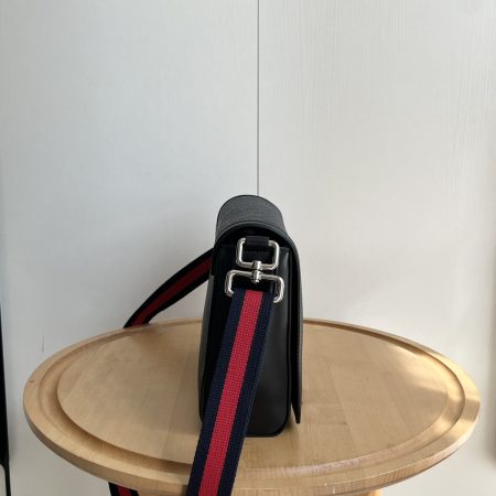 Gucci Supreme Canvas Bag - Image 3