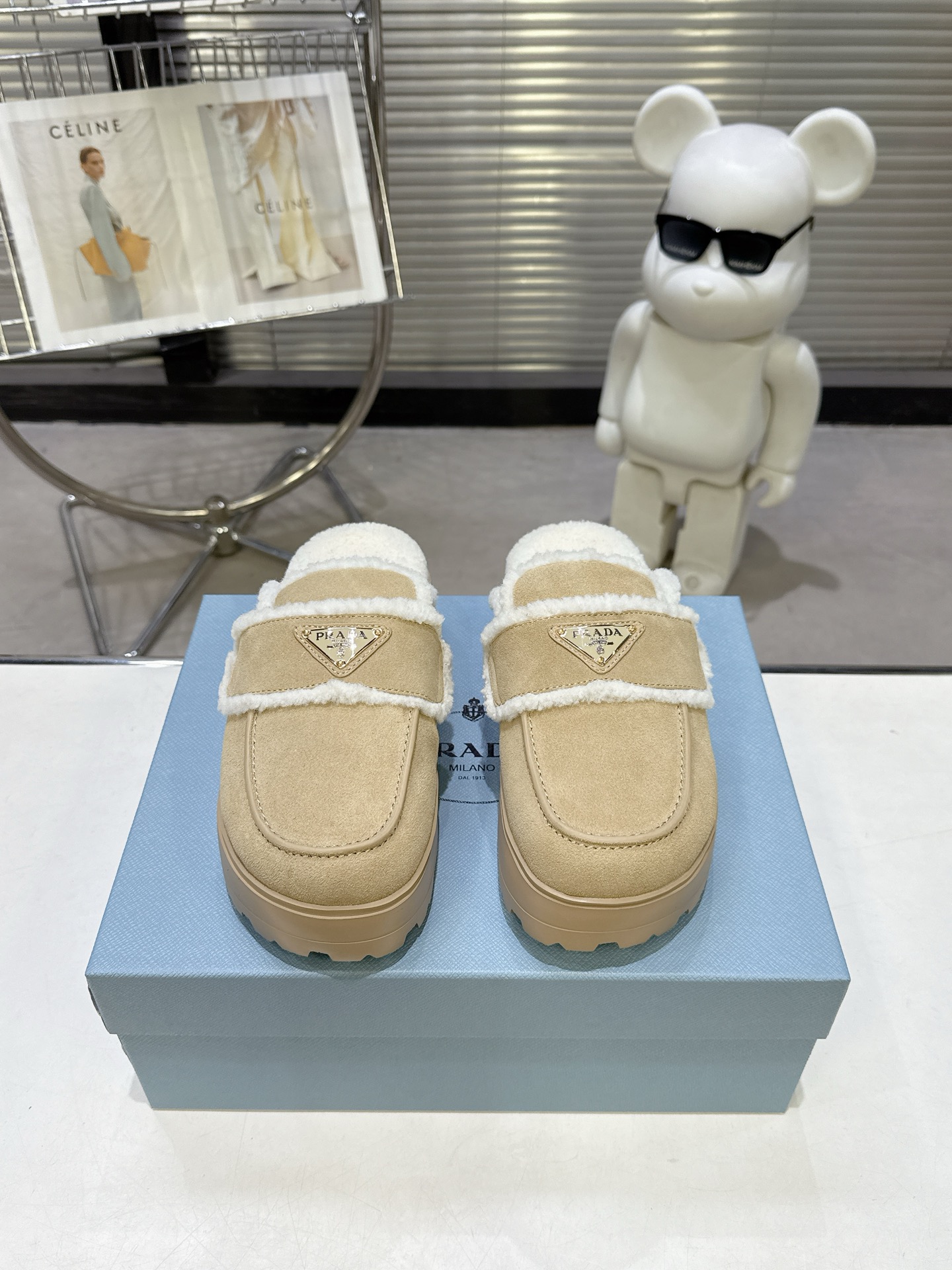 Prada shearlina-lined Suede Mules - Image 2