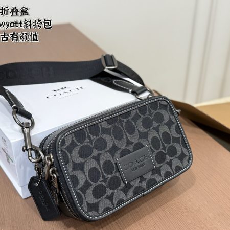 Coach Camera Bag - Image 2