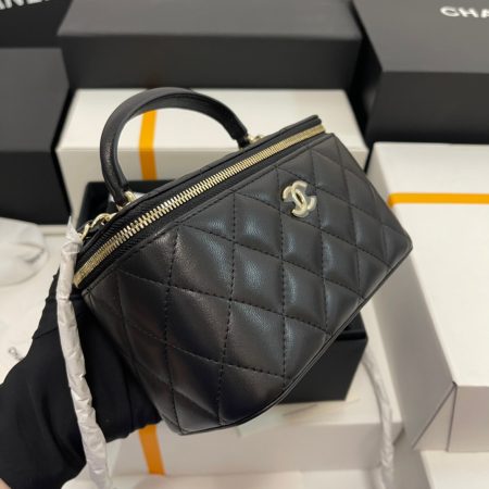 Chanel 23A Mini Vanity Case Top Handle - Image 6