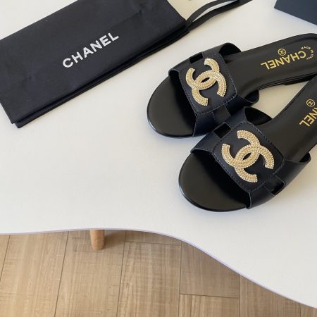 Chanel 26P Large C-Logo Openwork Flat Slippers - Image 8