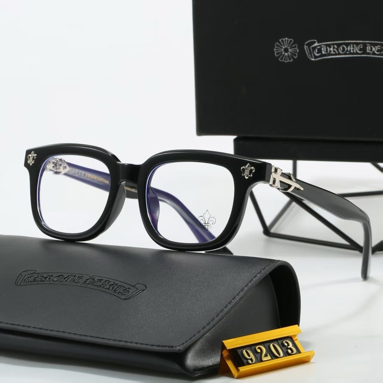 Chrome Hearts Fashionable Sunglasses - Image 3