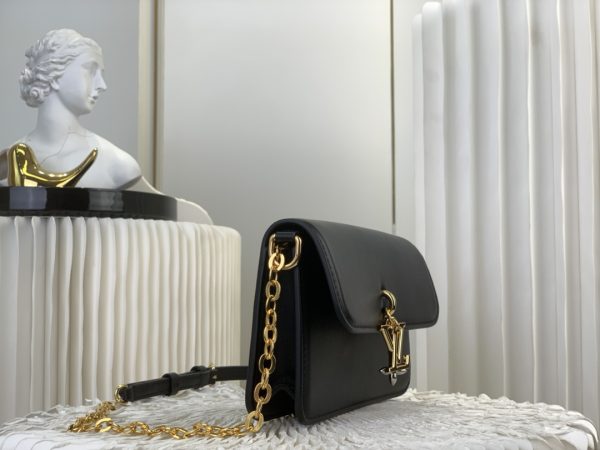 LV Wallet On Chain Bloom Bag - 10A mirror version