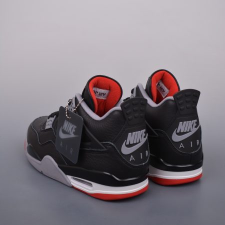 Air Jordan 4 Retro - Image 2