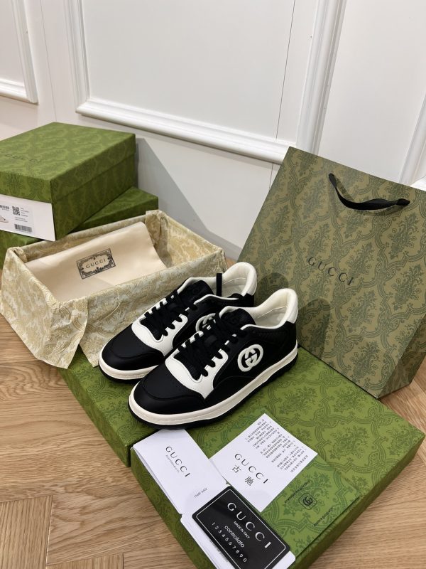 Gucci Sneakers
