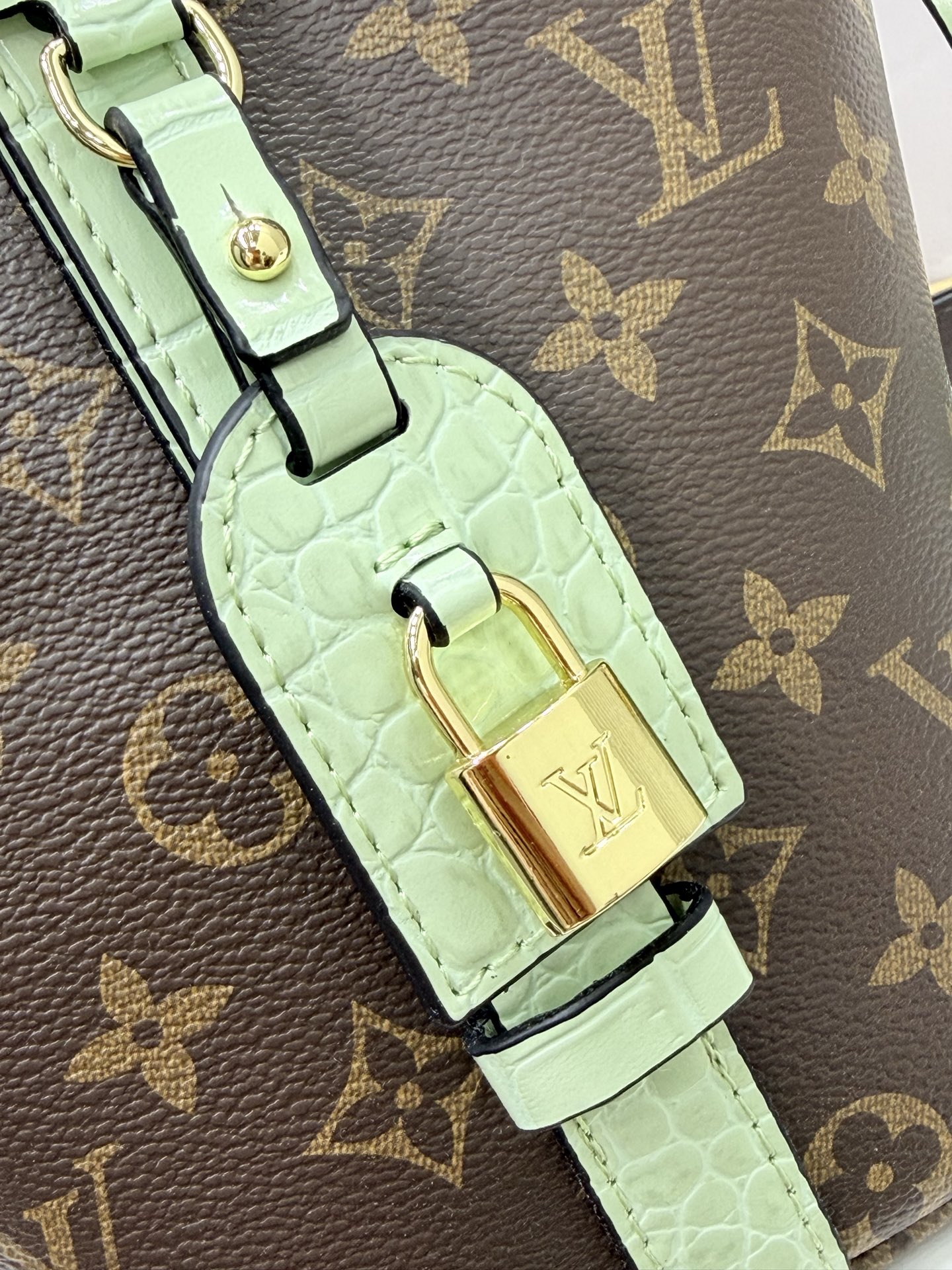 LV Allin BB Bag - Image 5