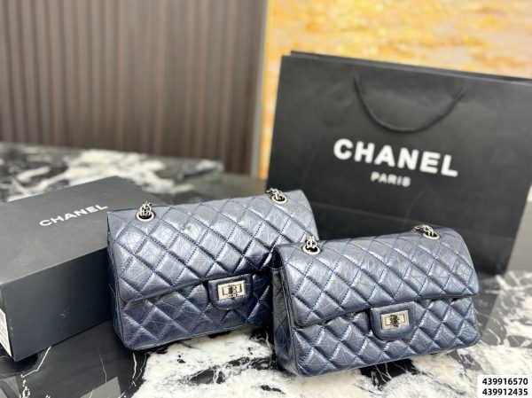 Chanel Quilto 2.55 Shoulder Bag