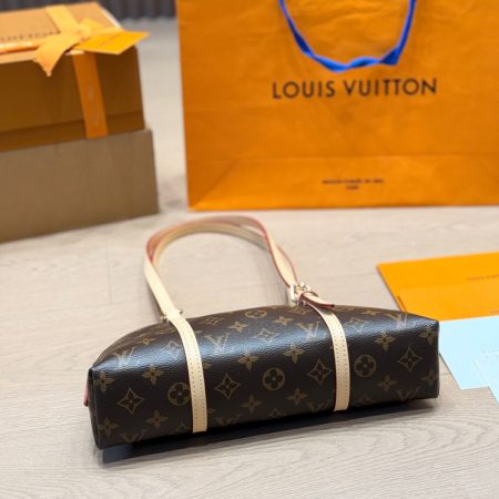 LV Squire East West Monogram Bag - Image 8