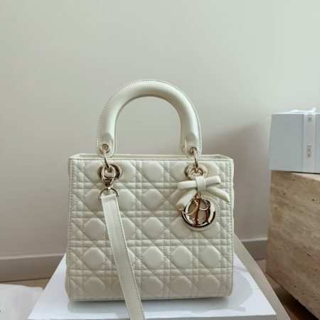 Dior Medium Lady Dior My ABC Dior Bag with bow - Image 6
