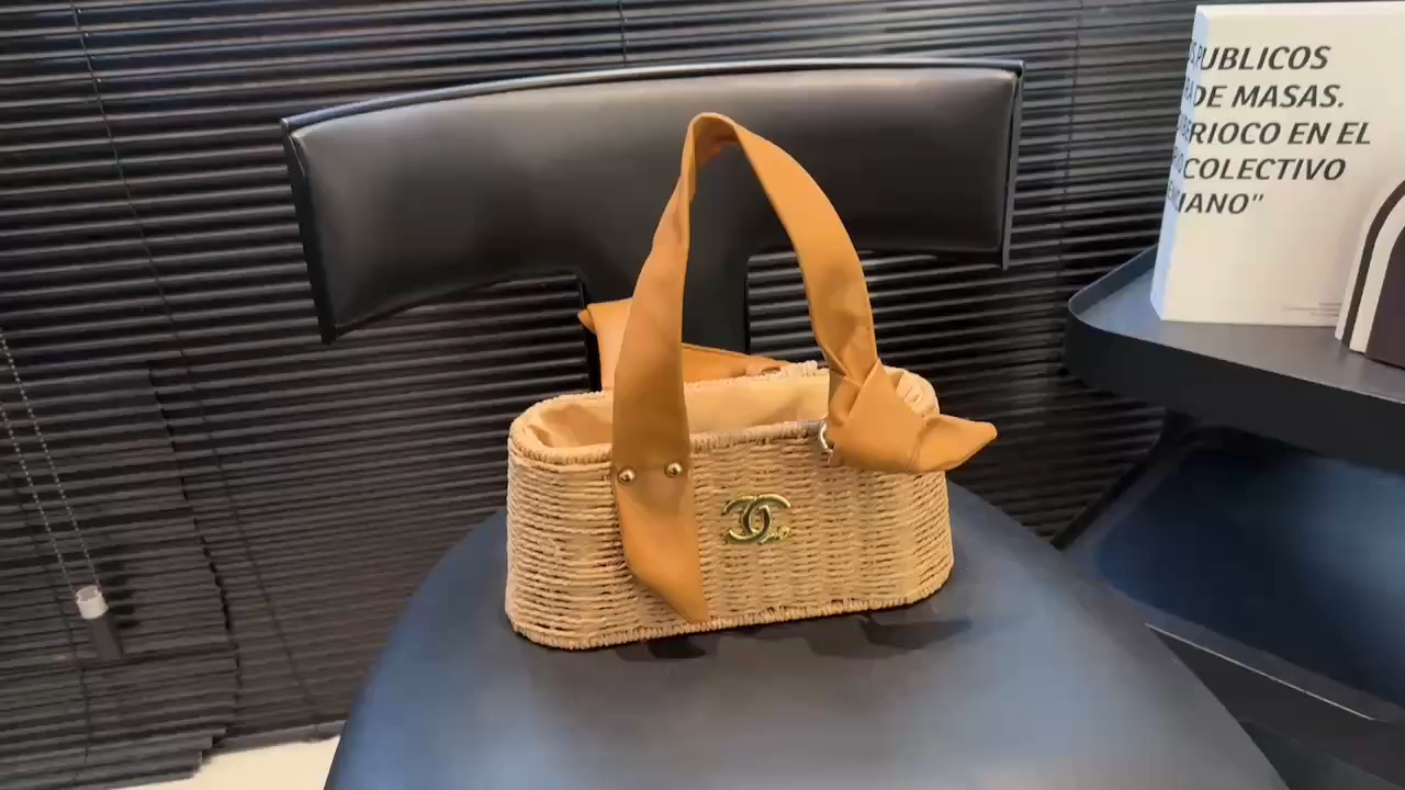 Chanel Crochet Bag - Image 1