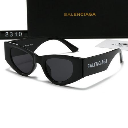 Balenciaga Fashionable Sunglasses - Image 7