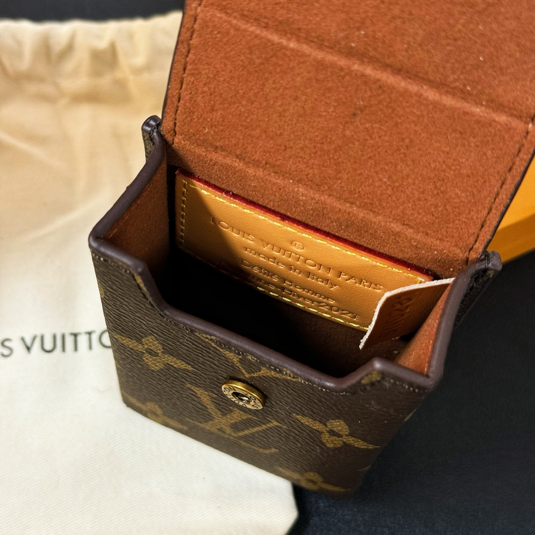 LV Monogram Box Phone Case - Image 4