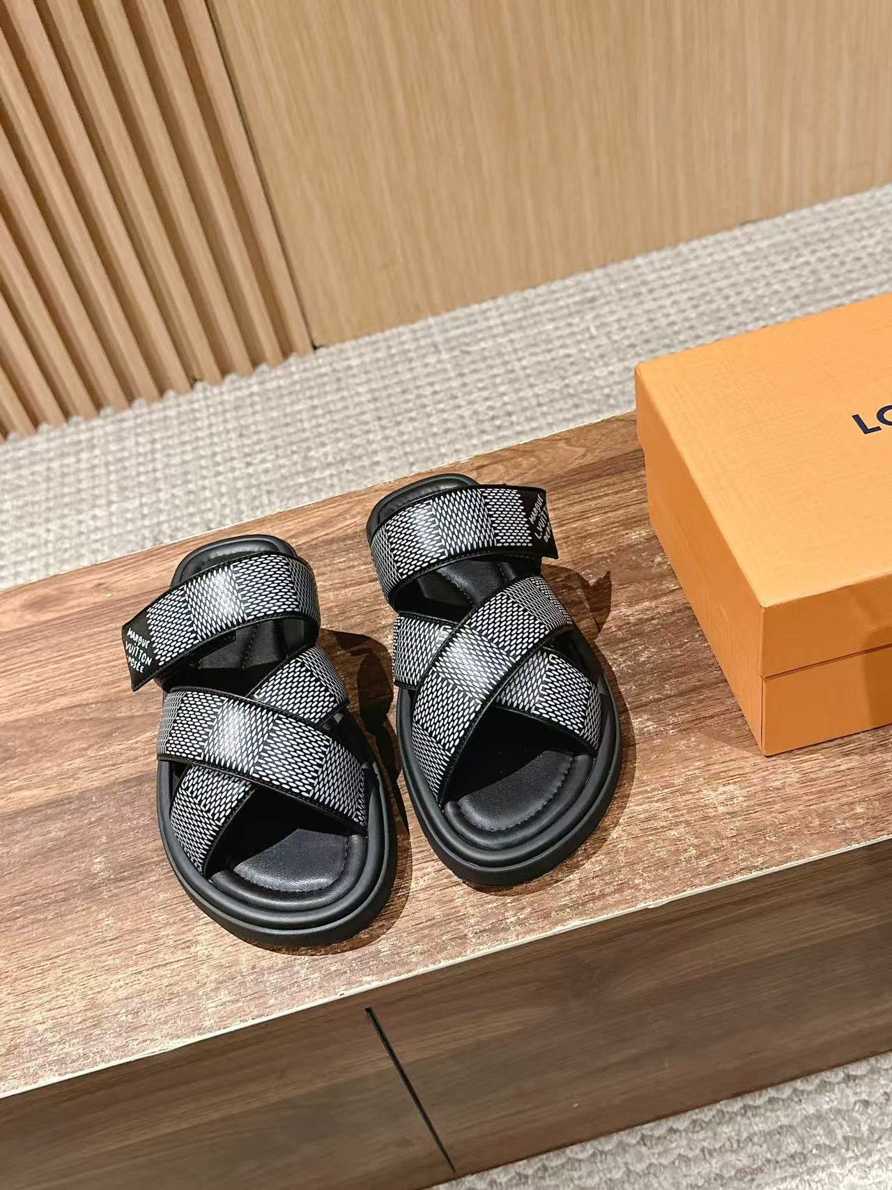 LV Venice Mule Men Sandals - Image 1