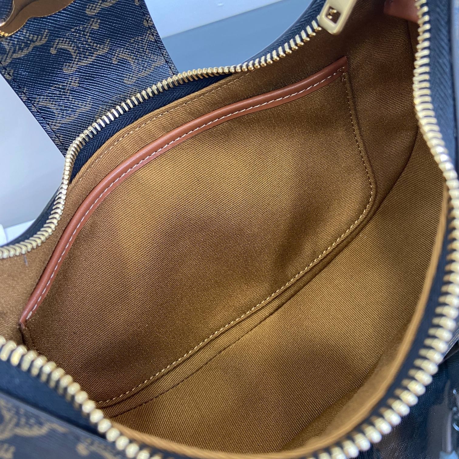 Celine Triomphe Canvas&Leather hand shoulder bag - Image 7