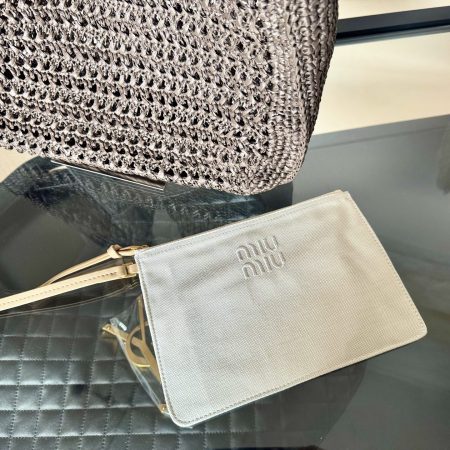 Miu Miu Raffia-effect Woven Shoulder Bag 10A - Image 6