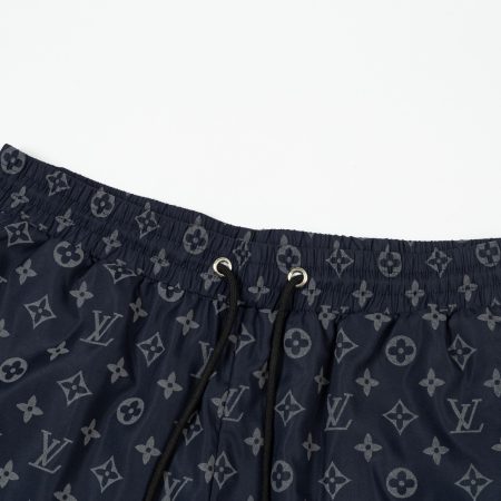 LV Short Pants - Image 3