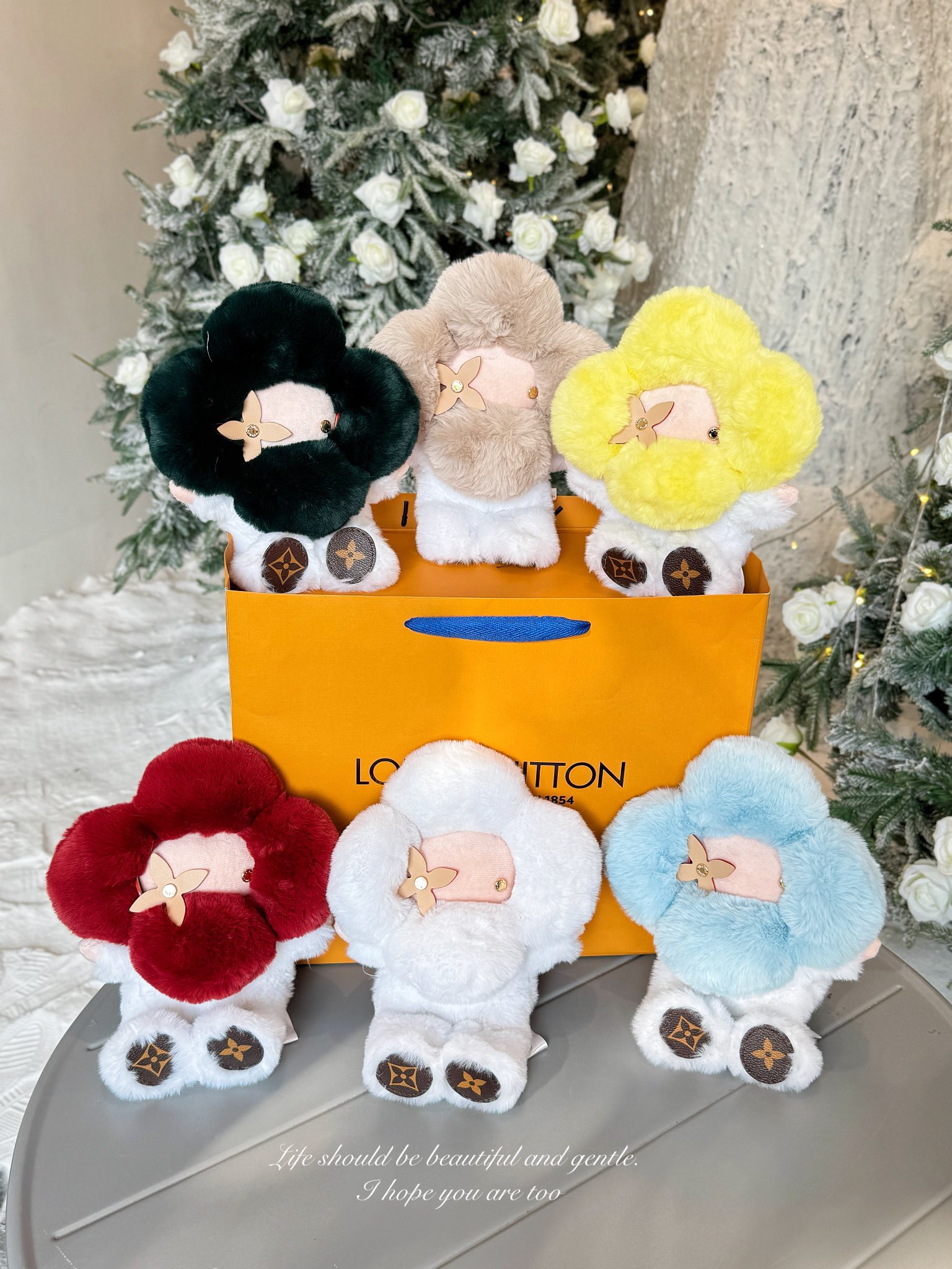 LV Doudou Vivienne Mini - Image 1